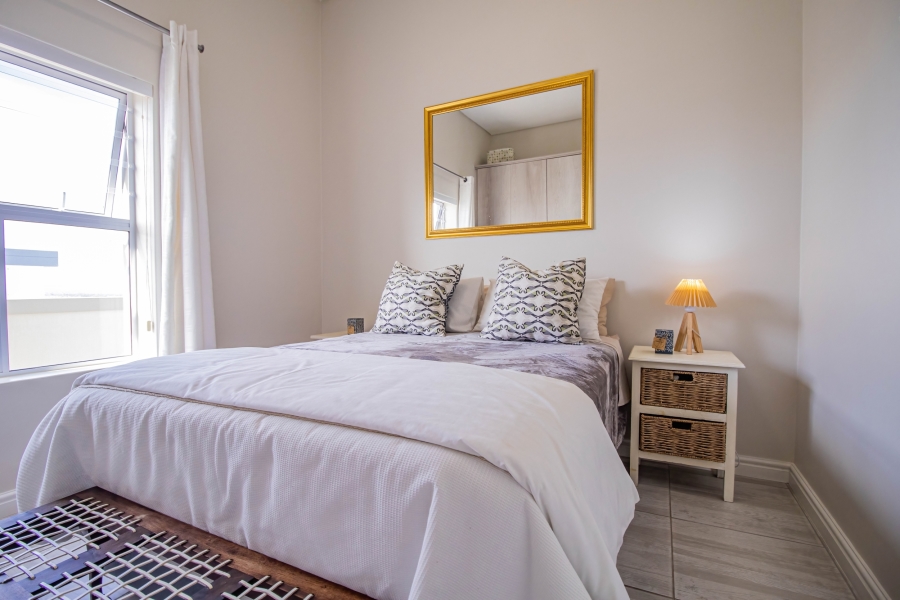 3 Bedroom Property for Sale in Pearl Bay Western Cape